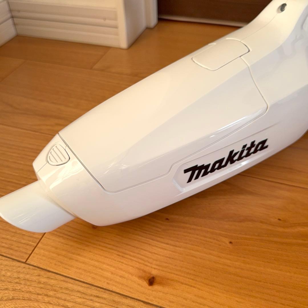マキタ CL107FDSHW 充電式クリーナー 10.8V バッテリー 説明書付