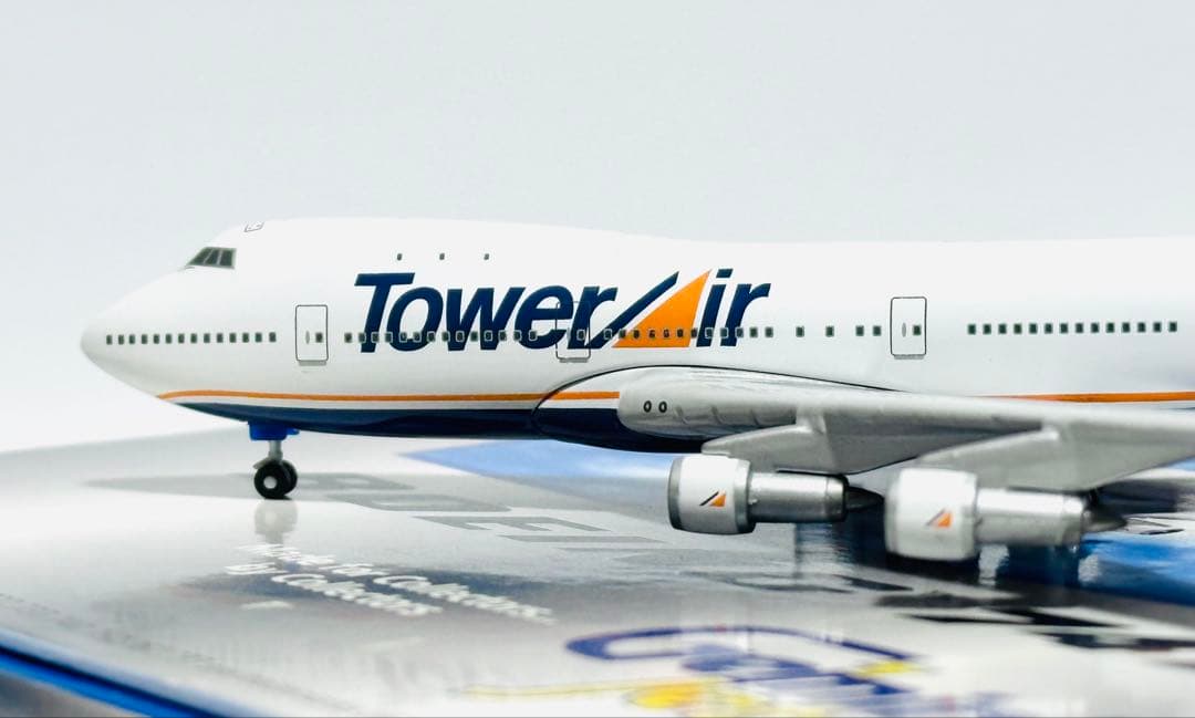 航空機・ヘリコプター Gemini 1/400 B747-136 Tower Air