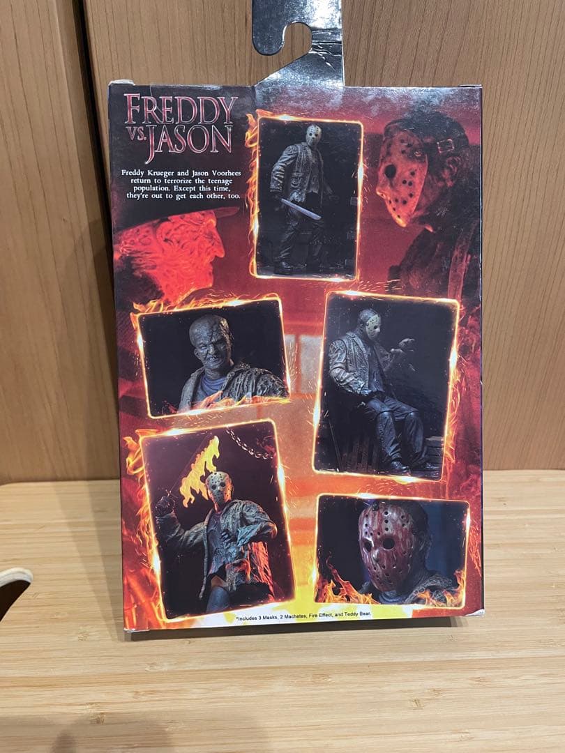 NECA フレディー VS ジェイソン 7インチ フィギュア