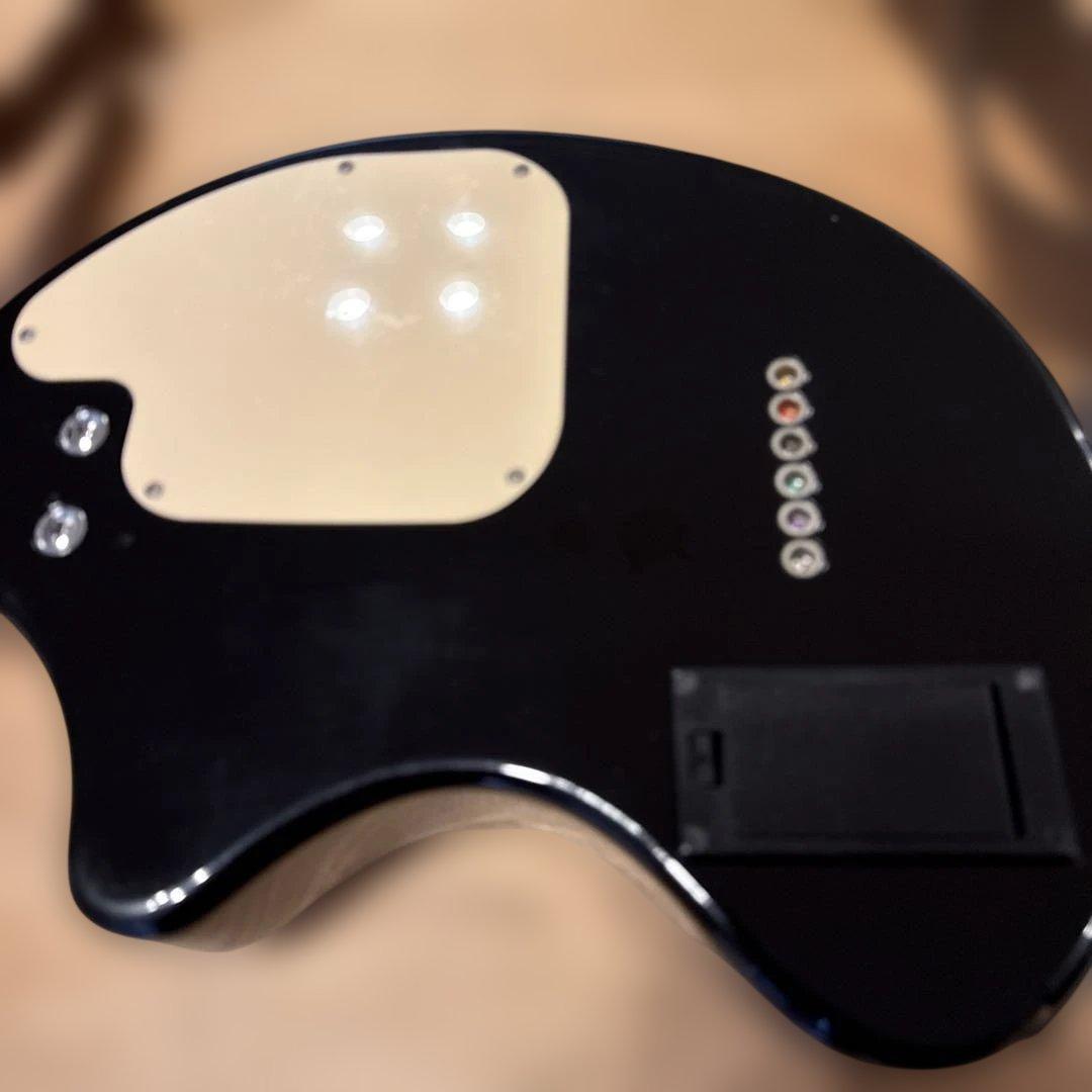 【ケース付】FERNANDES ZO-3 ブラック アンプ内蔵ギター
