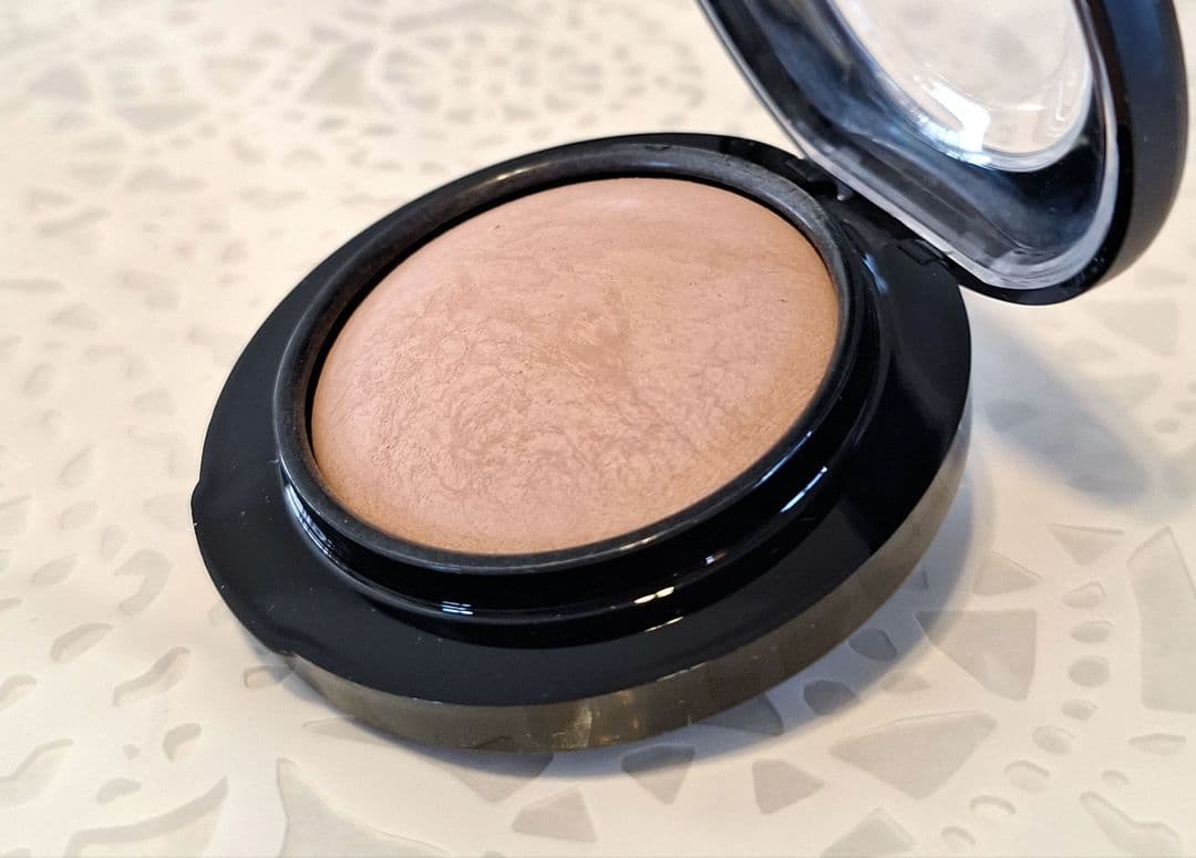 【廃盤色】M・A・Cミネラライズブラッシュコスミックフォース