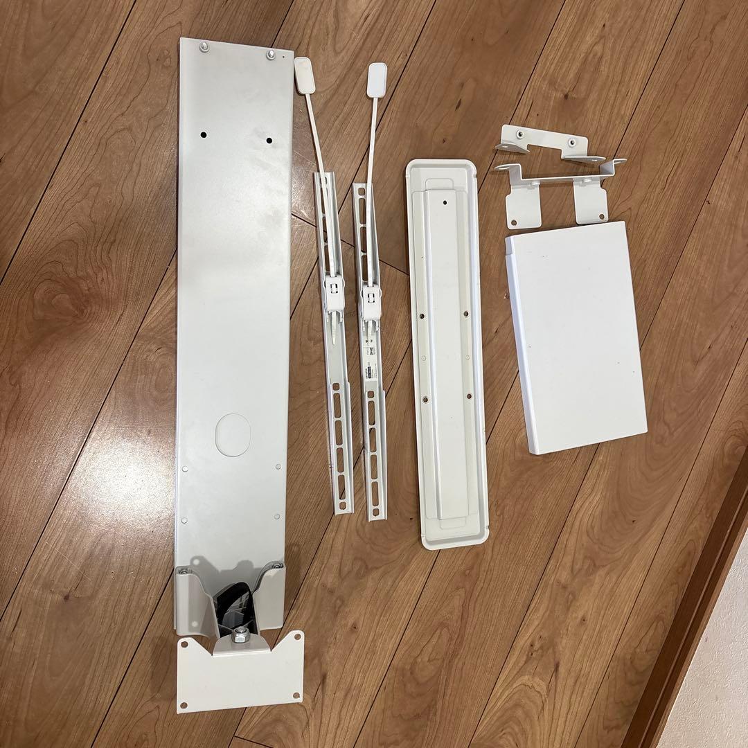 IKEA ウップレーヴァ　壁掛けテレビ