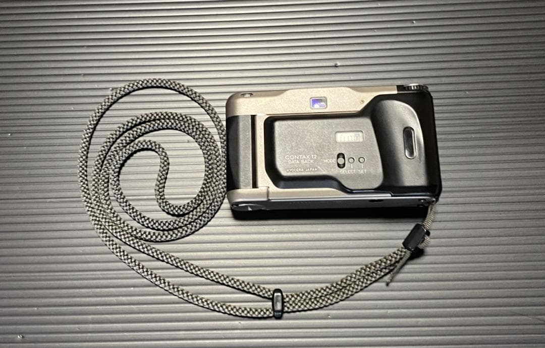 <完動品>　CONTAX T2 コンパクトフィルムカメラ