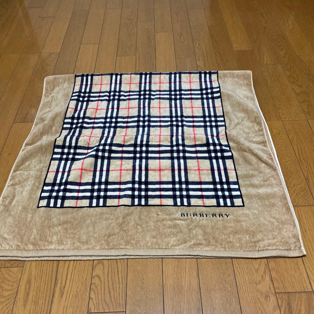 【新品未使用】バーバリー大判バスタオル