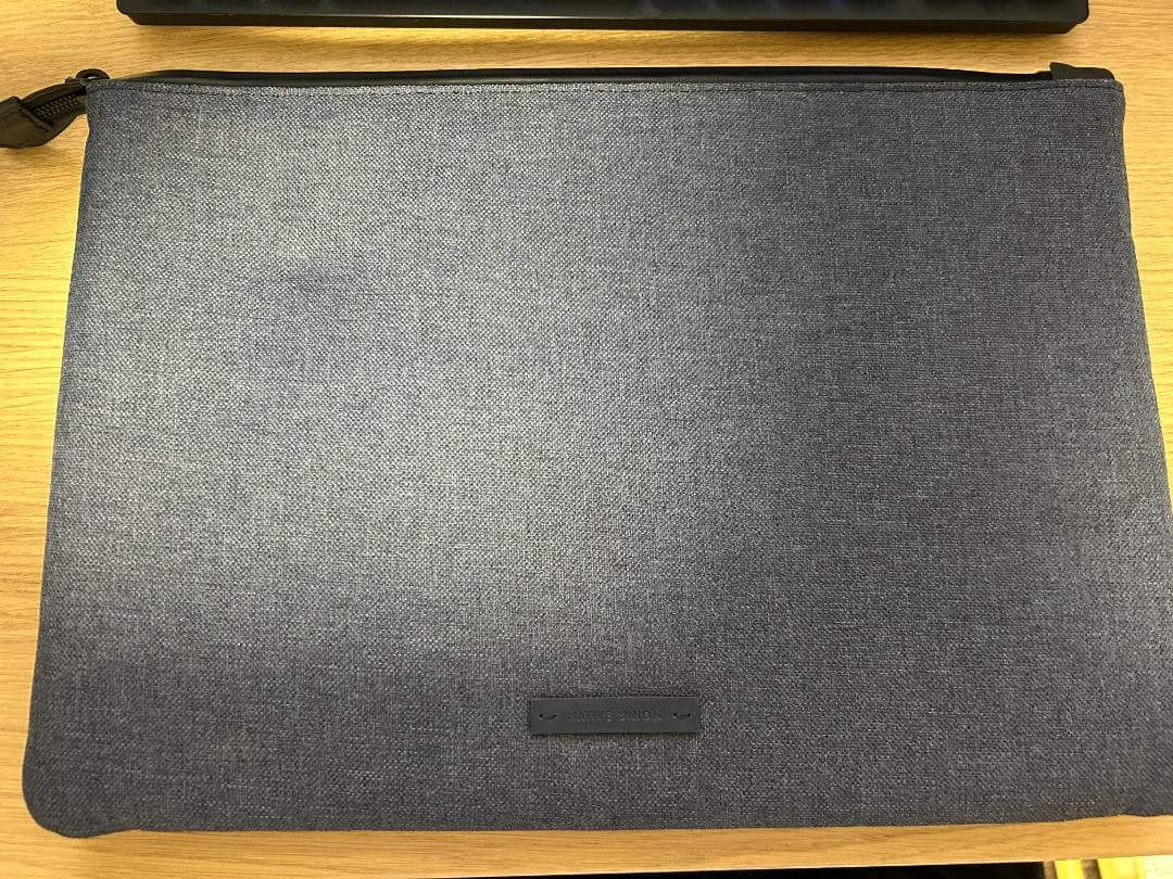 ［超美品］M2チップ搭載MacBook Air 13インチ - シルバー