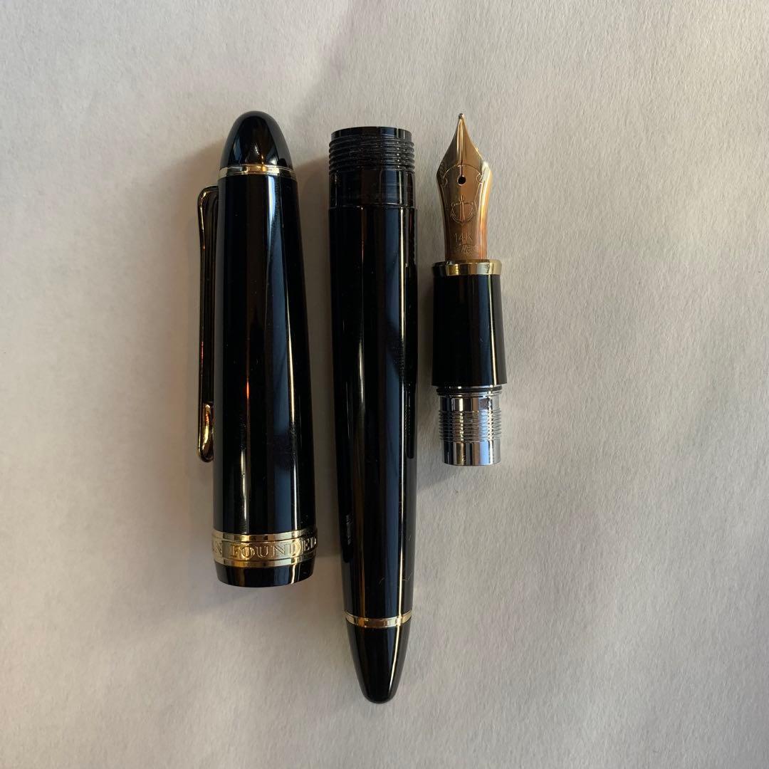 セーラー　SAILOR 万年筆FOUNDED 1911 ペン先14K