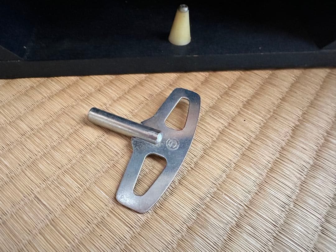 Aichi 掛時計 カレンダー付き 昭和レトロ　実働品