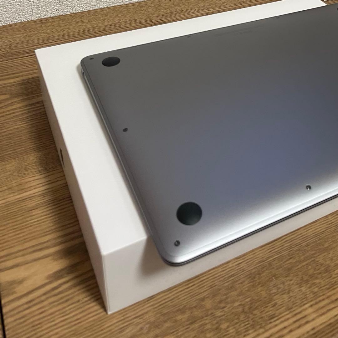 MacBook Air スペースグレー 本体 16GB/512GB箱、充電器付き