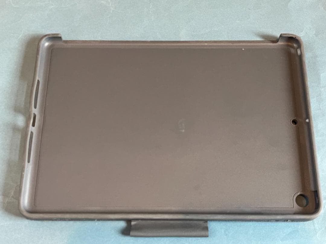 mina　ロジクール COMBO TOUCH iPad用キーボード