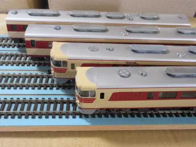 国鉄 キハ80系 特急形気動車 4両セット HOゲージ (金属製・カツミ製）