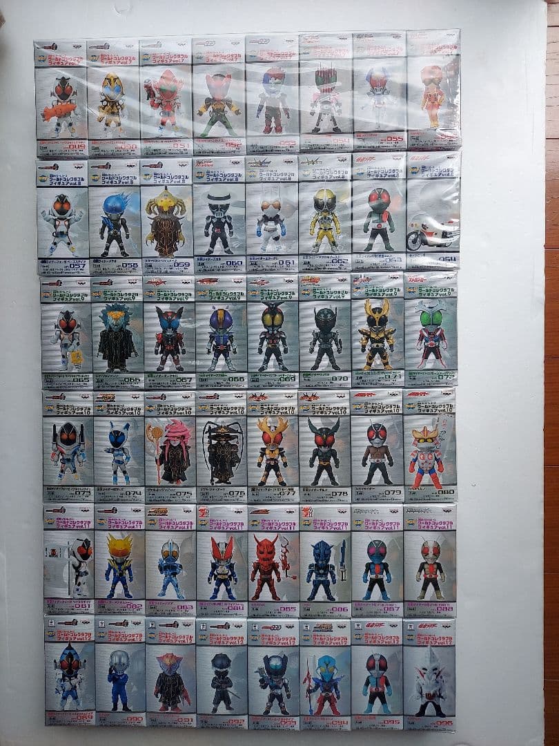 【即購入不可】『 仮面ライダー ワールドコレクタブルフィギュア 155体 』