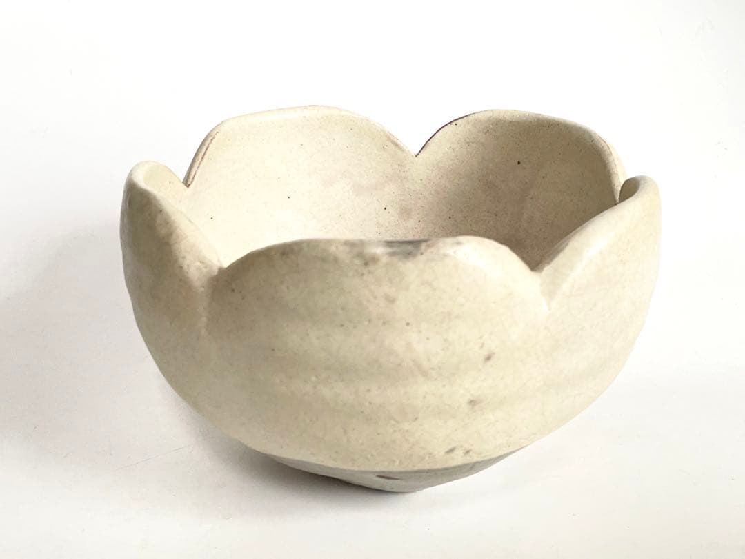 陶芸家　桃源窯　吉田喜彦　白花形鉢　菓子鉢　粉引　師　荒川豊蔵