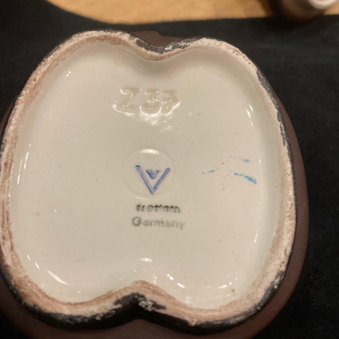 西ドイツ　GOEBEL 修道士のシュガーポット