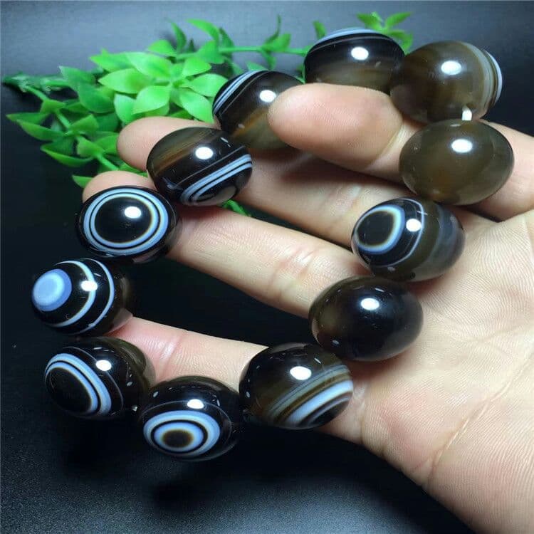 宝飾薬師瑪瑙天眼ブレスレット白と黒の糸を巻いた薬師瑪瑙天眼仏珠ブレスレット