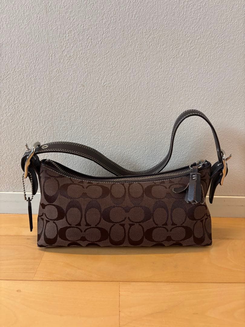 【美品】COACH コーチ　ワンショルダーバッグ　ハンドバッグ シグネチャー