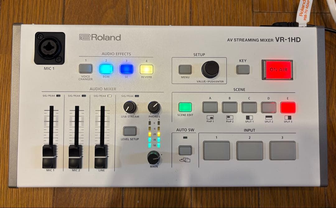 その他 Roland AV Streaming Mixer VR-1HD
