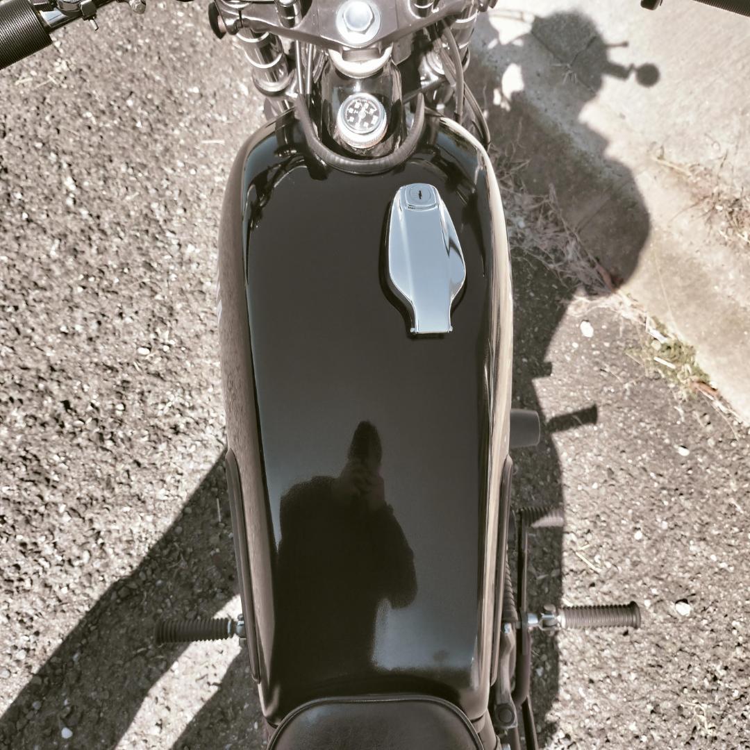 希少 YAMAHA SR400/500 初期型 ナロータンク