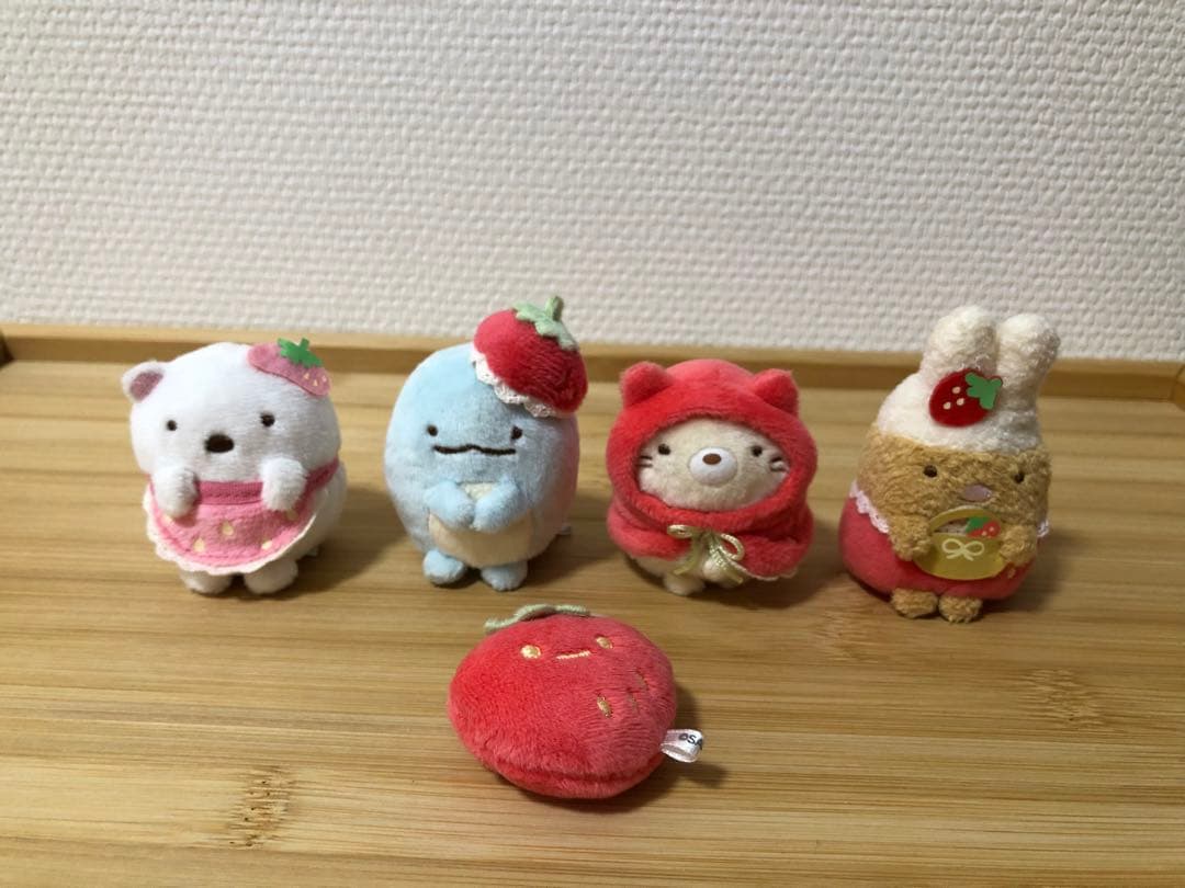【匿名配送】喫茶すみっコでいちごフェア いちごのおうち　ぬいぐるみセット