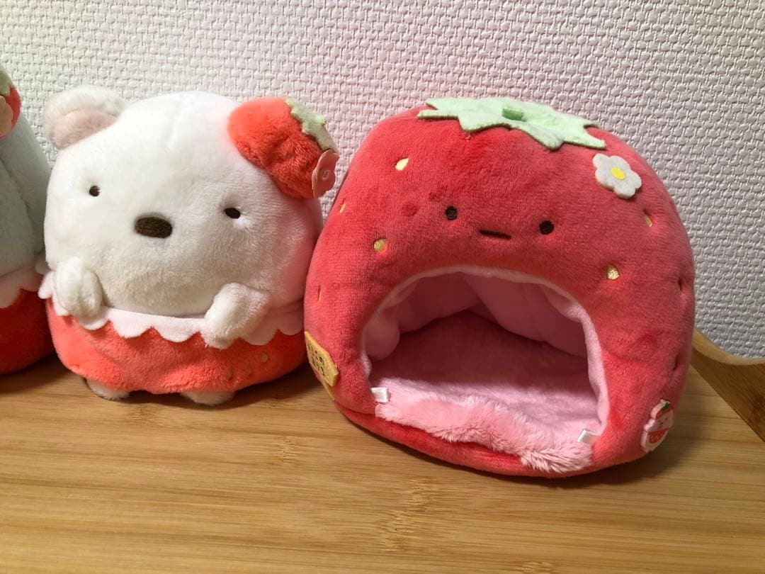 【匿名配送】喫茶すみっコでいちごフェア いちごのおうち　ぬいぐるみセット