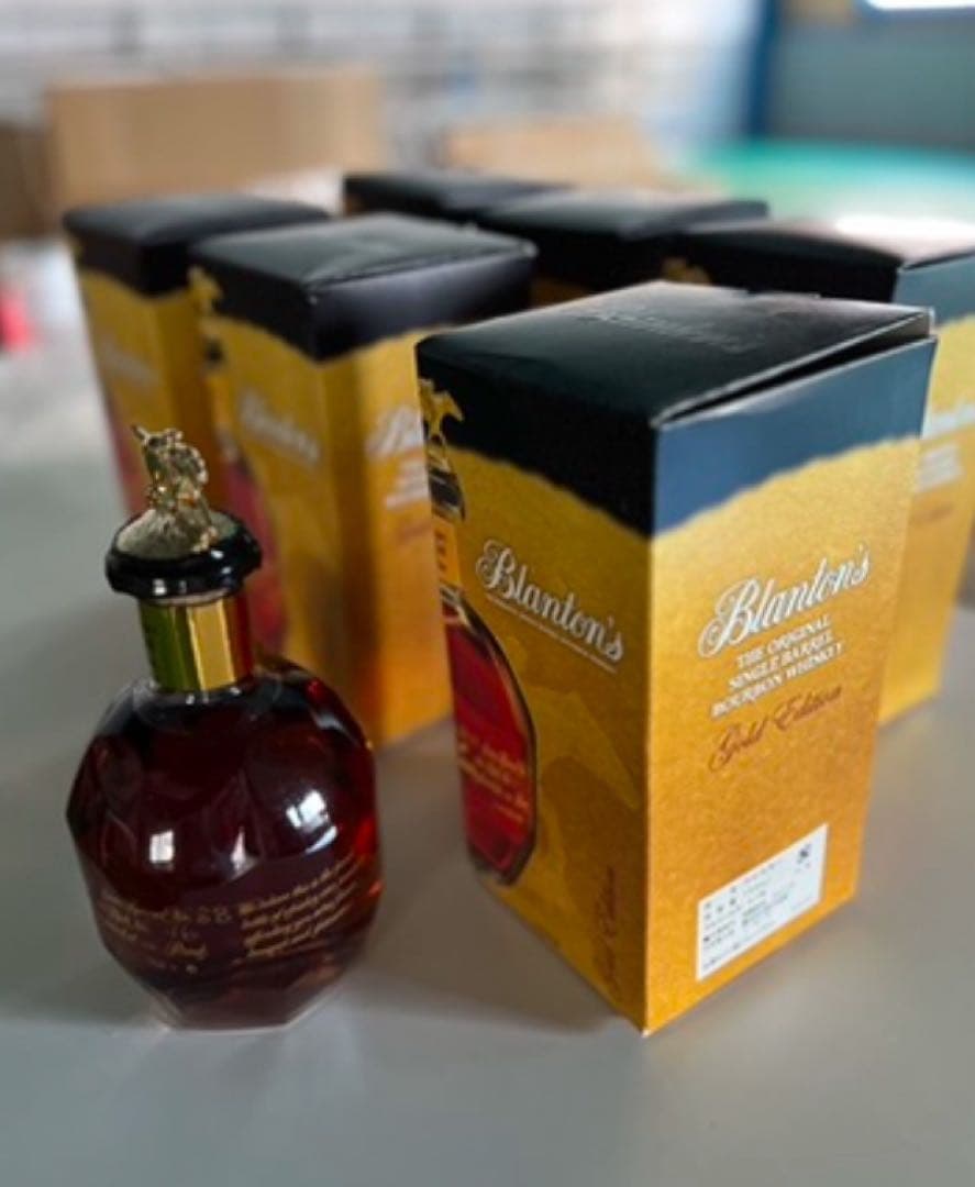 ブラントン ゴールド 700ml 約51.5度 箱付