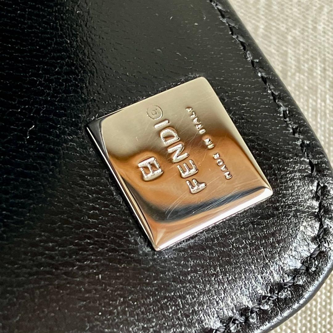 Fendi Compact Multi Wallet Blackフェンディ 財布
