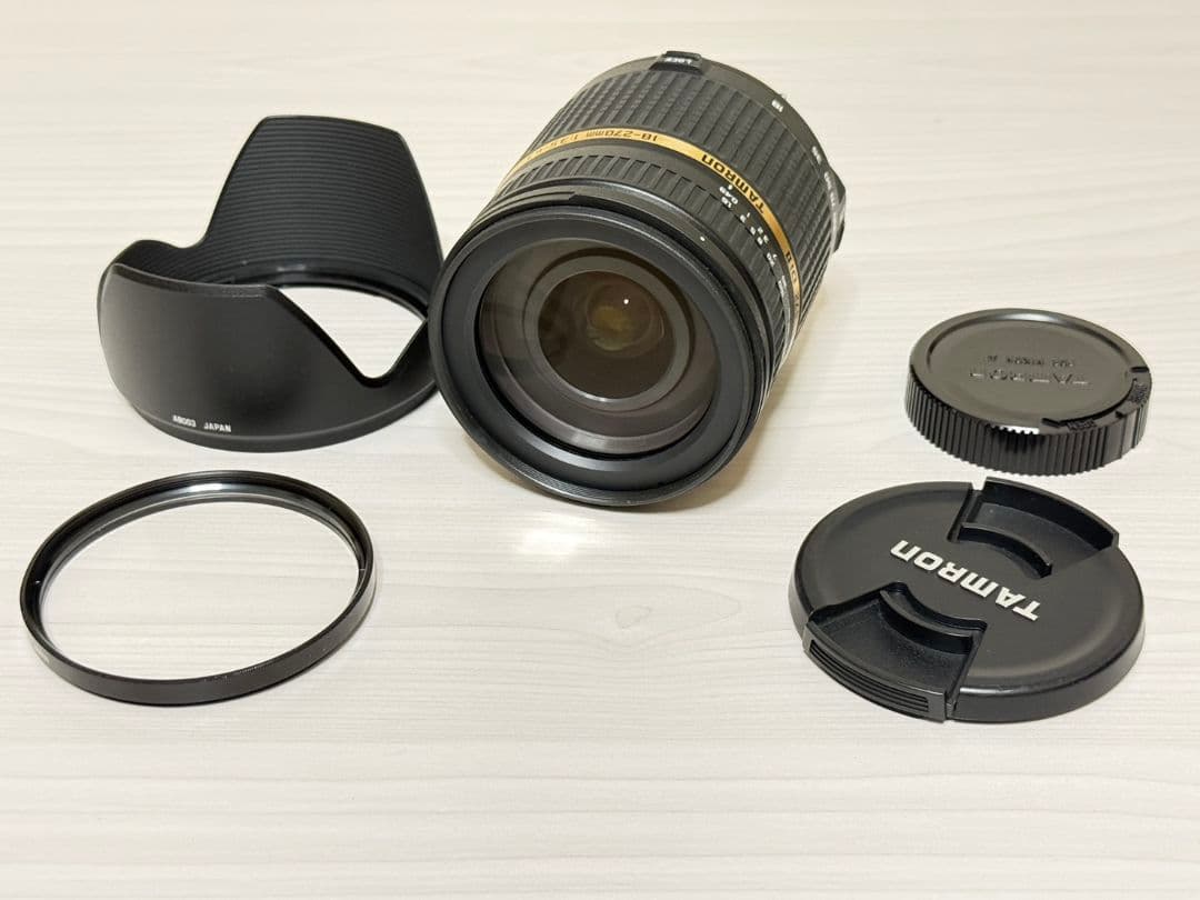 タムロンレンズ　 Nikon D90 デジタル一眼レフカメラ レンズ付き
