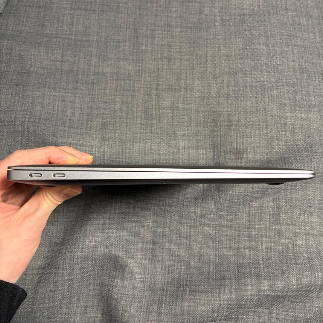 MacBook本体 MacBook Air 13inch Intel core i7