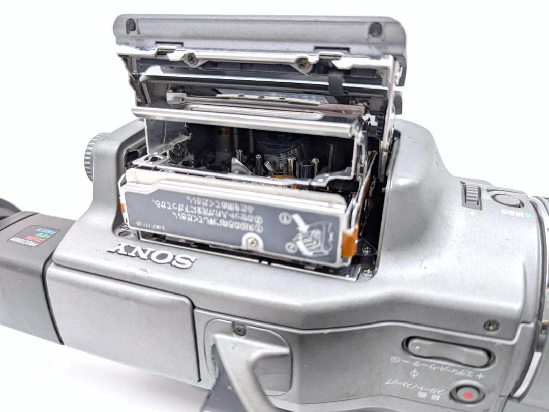 プロ向けモデル！ SONY ビデオカメラ DCR-VX1000 02