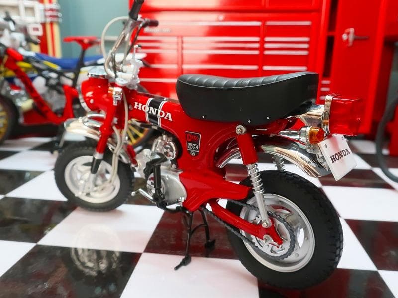 1/10 エブロ ダックスホンダ ST50 1969 DAX HONDA 赤