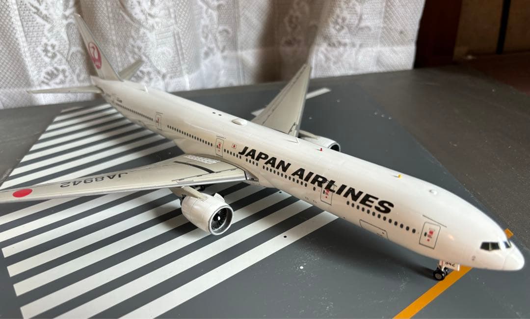 1/200 JAL B777-346完成品