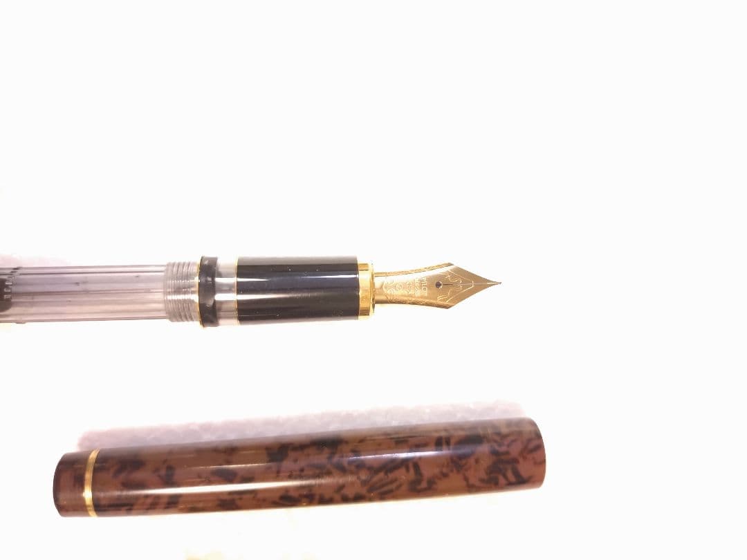 万年筆 パイロット　カスタム　メイドインジャパン　14金ペン先