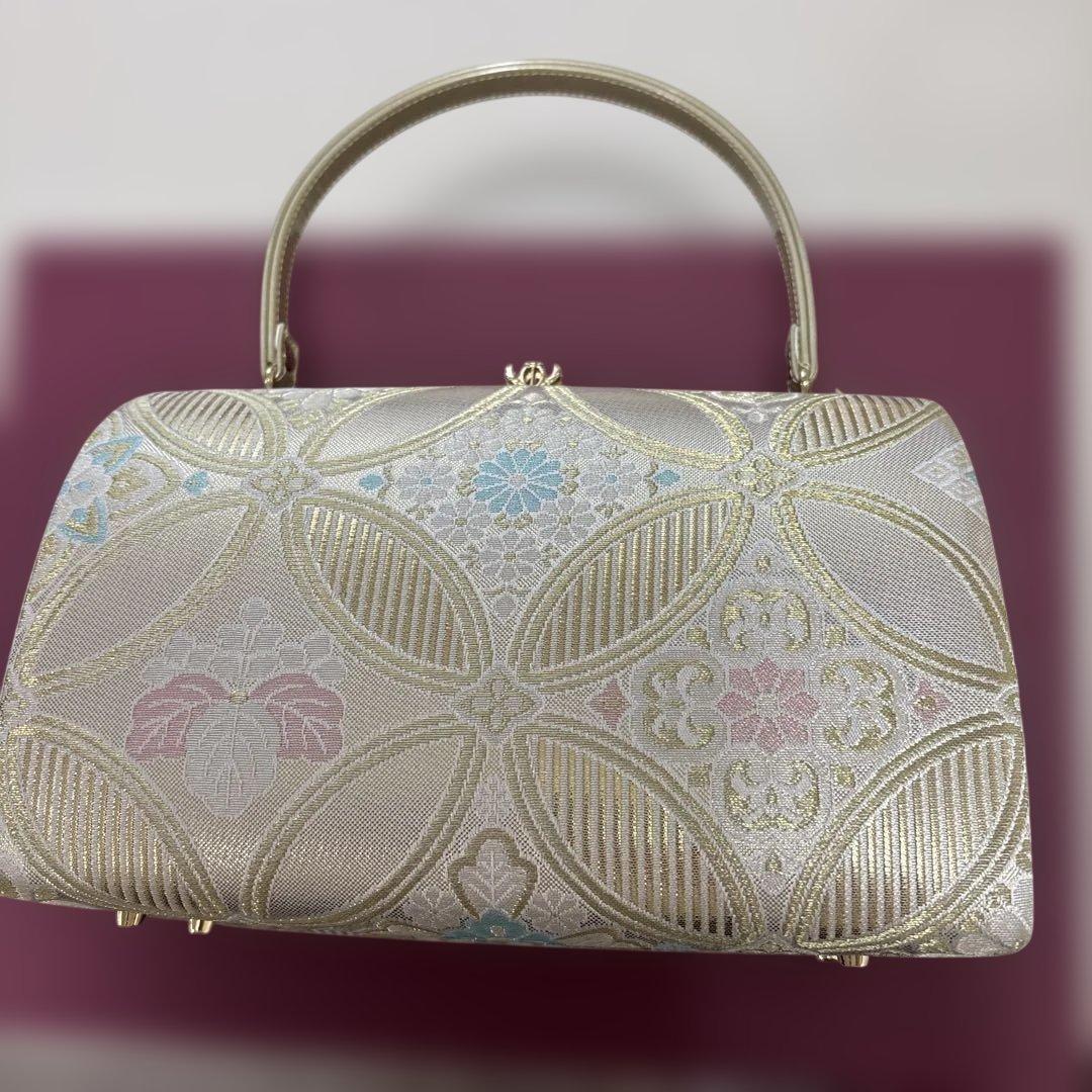 土日限定価格　ゴールド 花柄　和装用バッグと草履セット