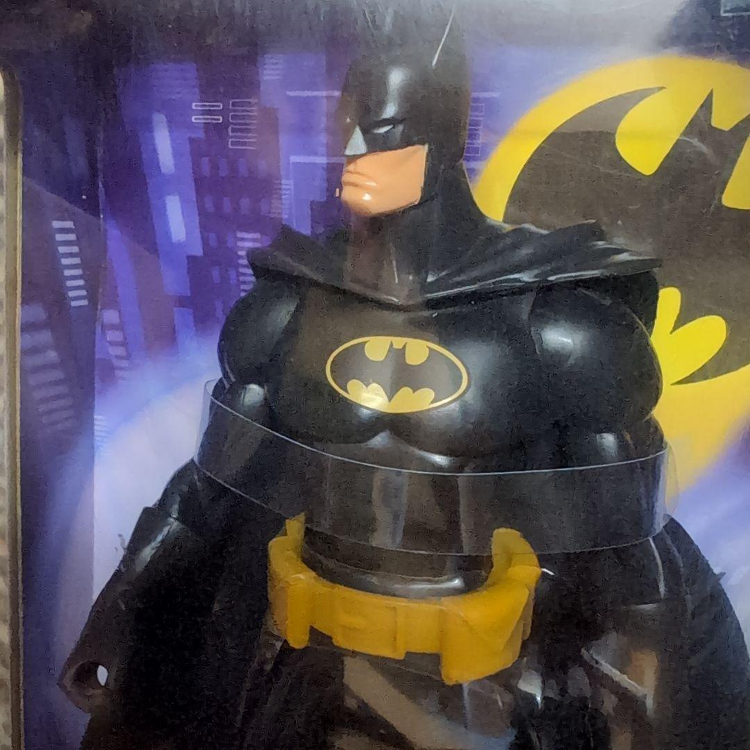１２インチ　バットマン アクションフィギュア DC MATTEL ハピネット