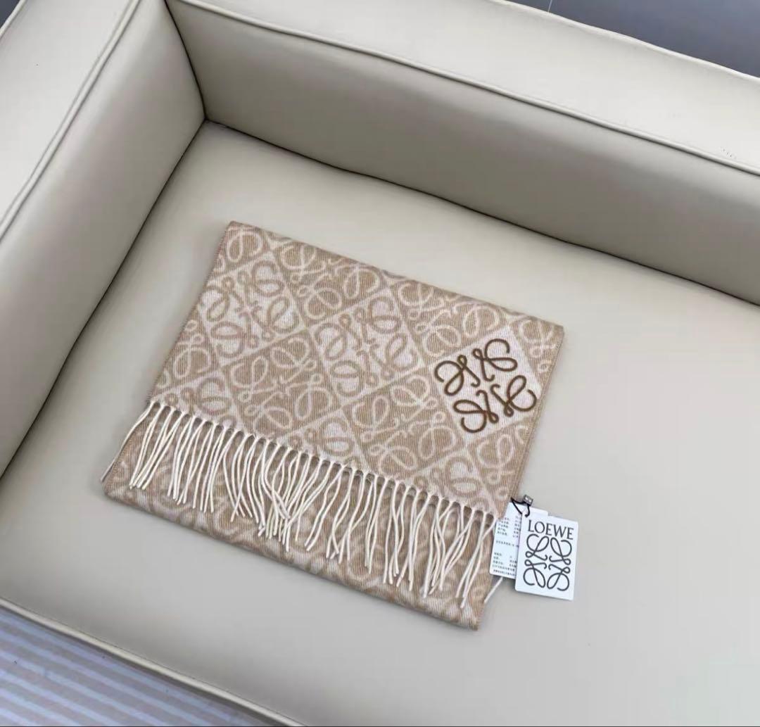 LOEWE ロエベ アナグラム柄 ベージュ マフラー 180×45