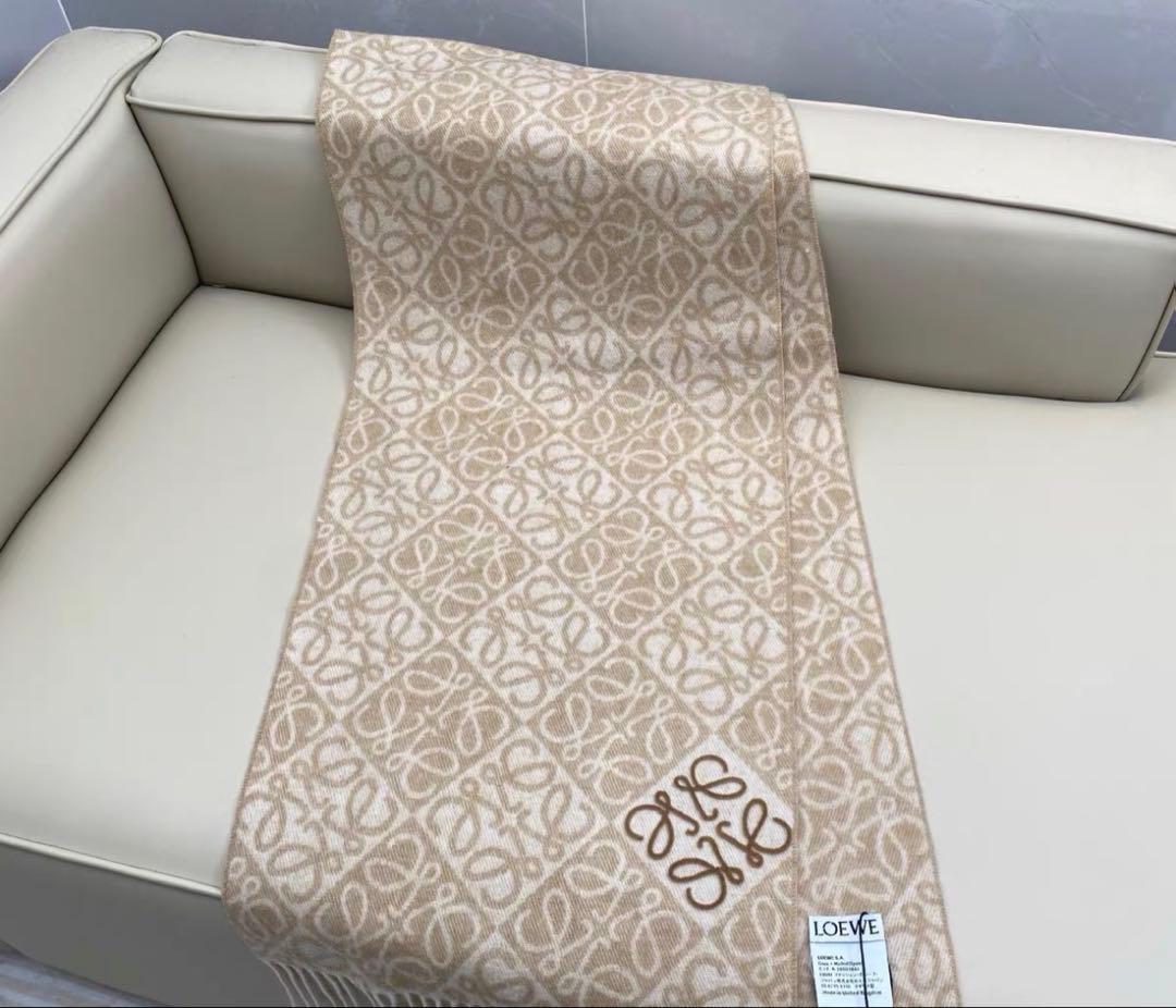 LOEWE ロエベ アナグラム柄 ベージュ マフラー 180×45