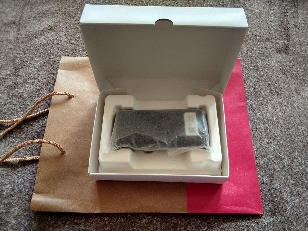 docomo DIGNO KY-42C 折りたたみ式 ブラック