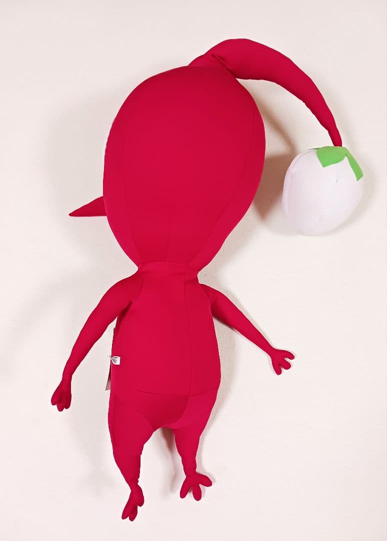 Nintendo 赤ピクミン 抱き枕 特大ぬいぐるみ マスコット 人形