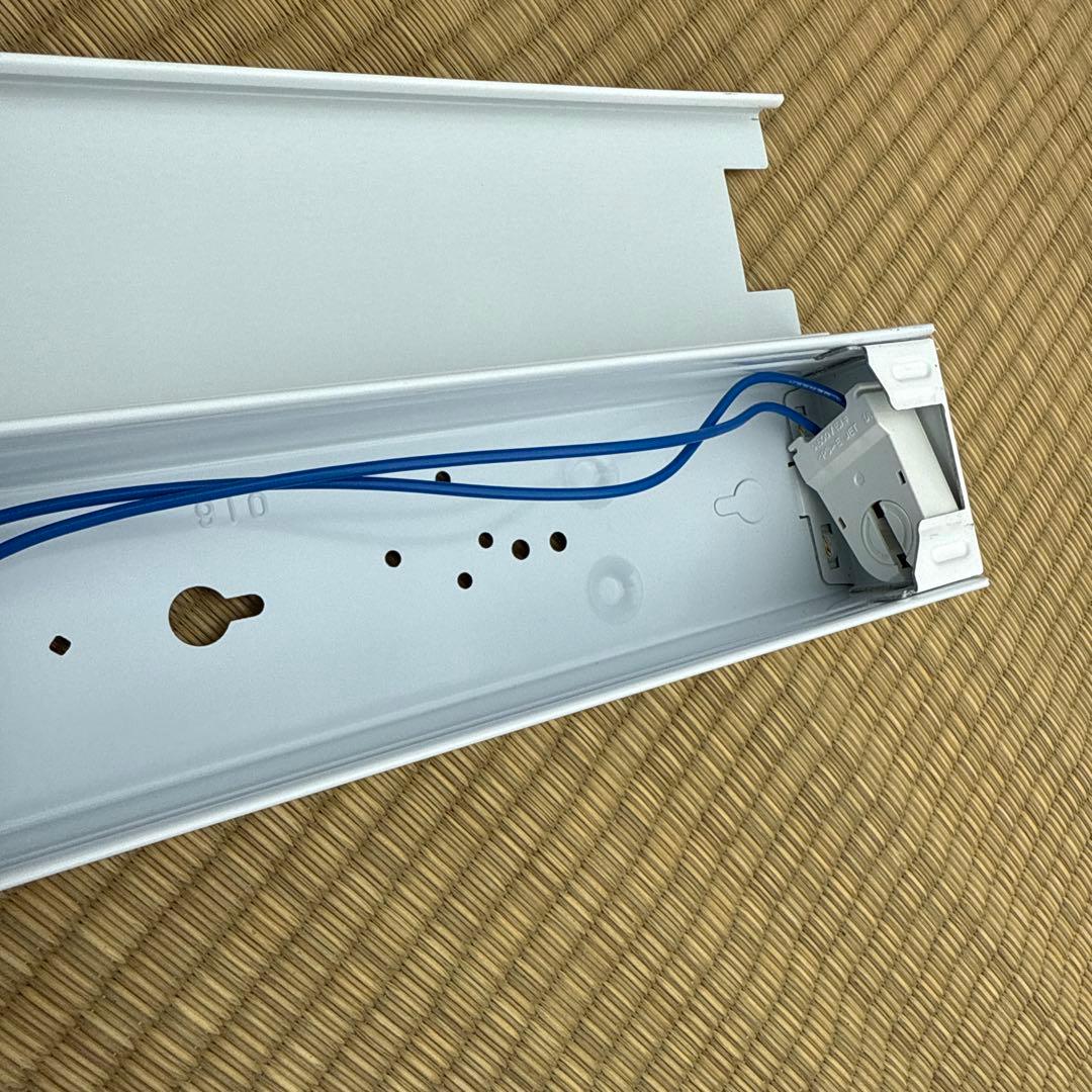 日立　トラフ形　蛍光灯器具 HPM4105V-MEN14 3個　生産終了