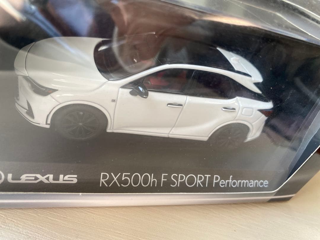 ミニカー yomogimochi LEXUS RX500h F
