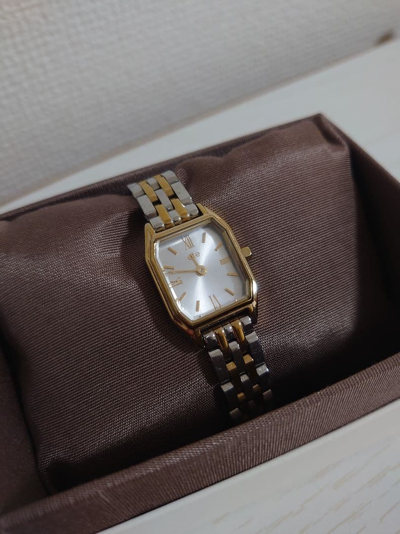 ete　オクタゴンフェイス　時計