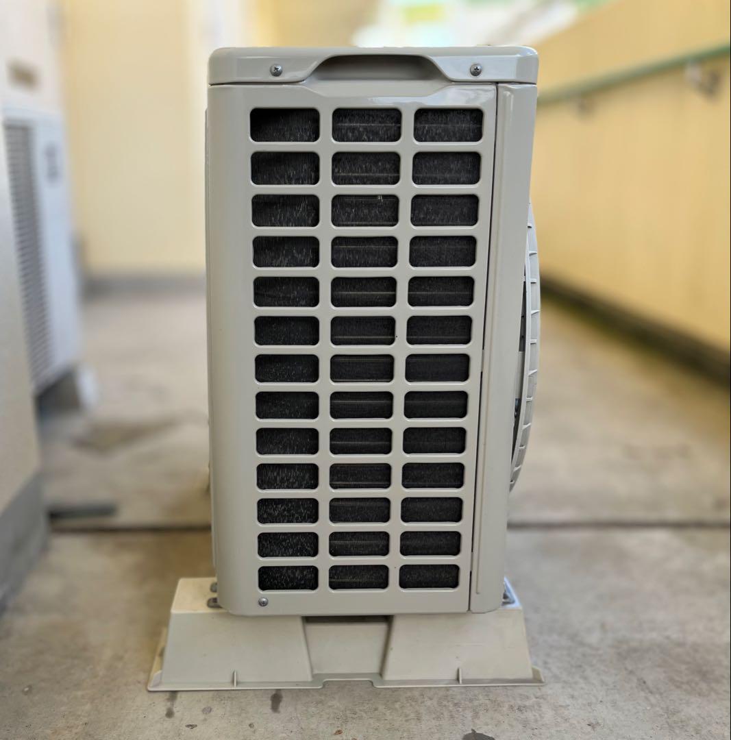 HITACHI エアコン しろくまくん6〜8畳　クリーニング済み　2020年式