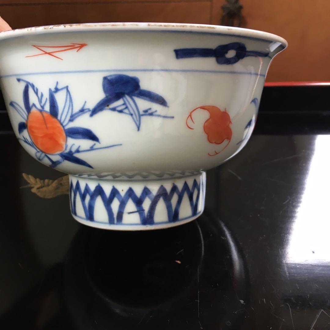 古伊万里　金彩色絵　菊唐草、瓔珞文、桃の図　三つ組鉢