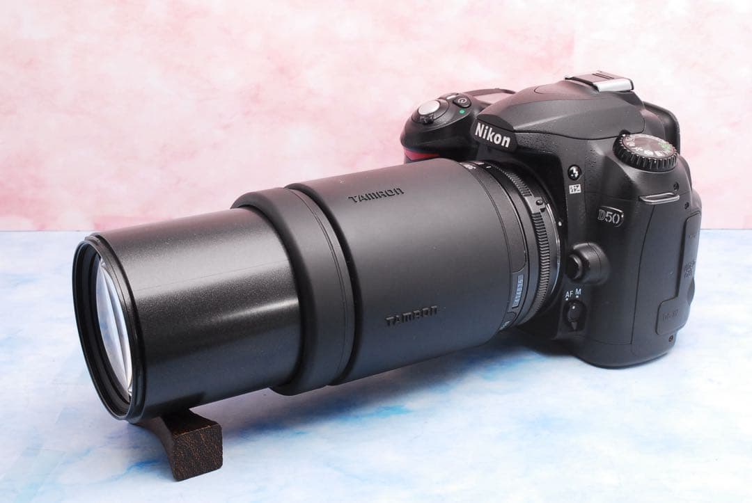 ☆お手頃価格☆Nikon D50☆一眼レフカメラ☆超望遠レンズ付Wレンズ