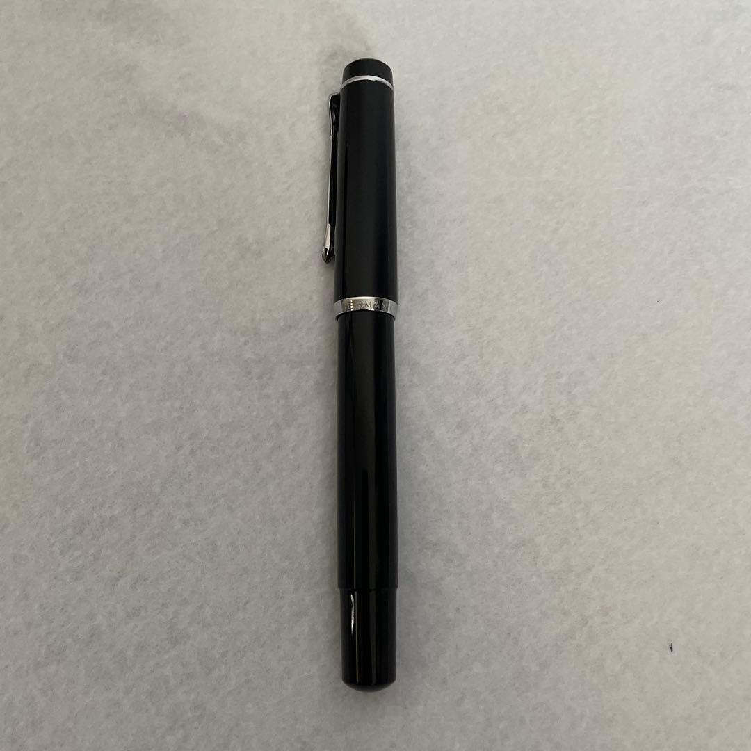 Pelikan ブラック 万年筆 ケース付き