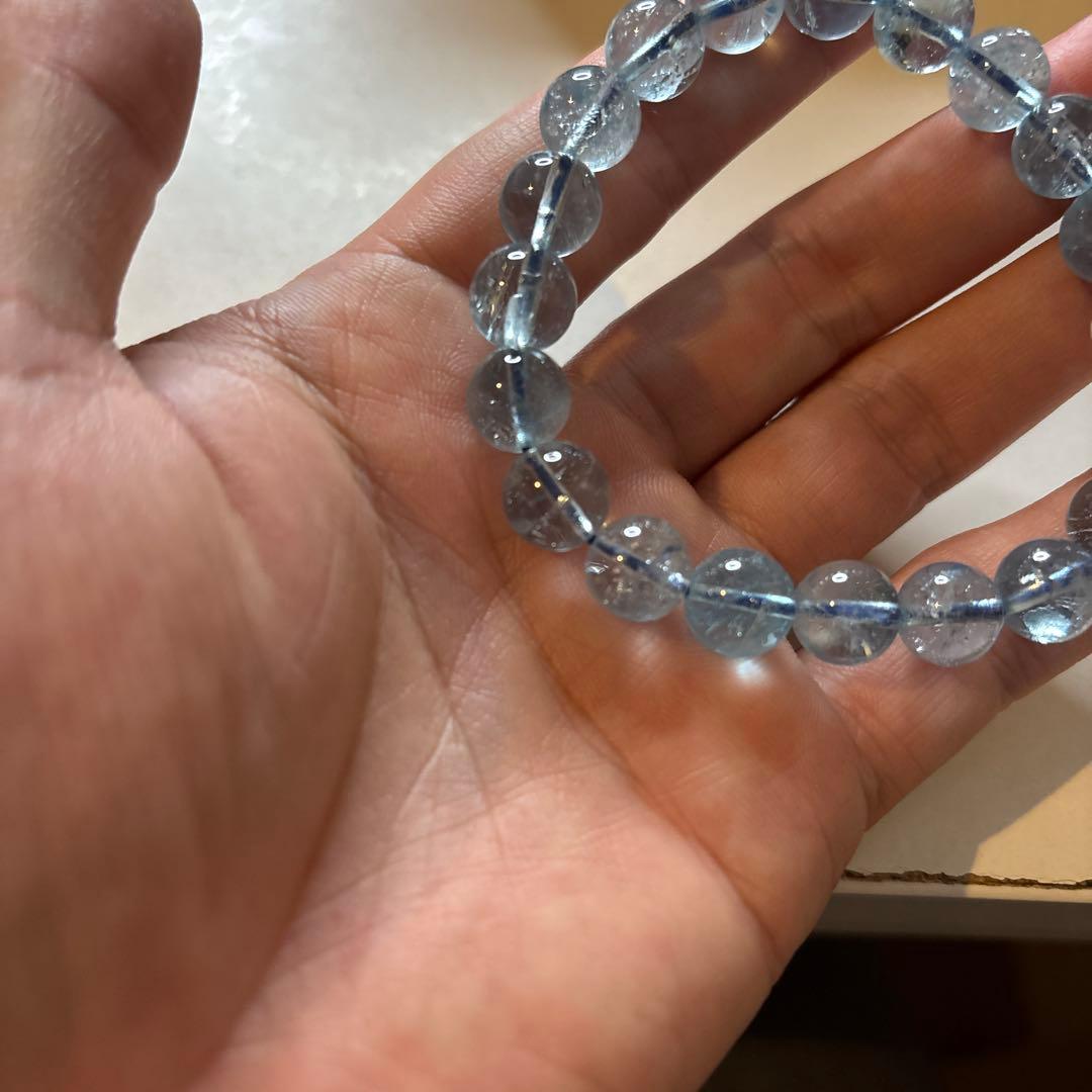 なんじゃこりゃー！これはすっごいブルートパーズたん！すごい綺麗！