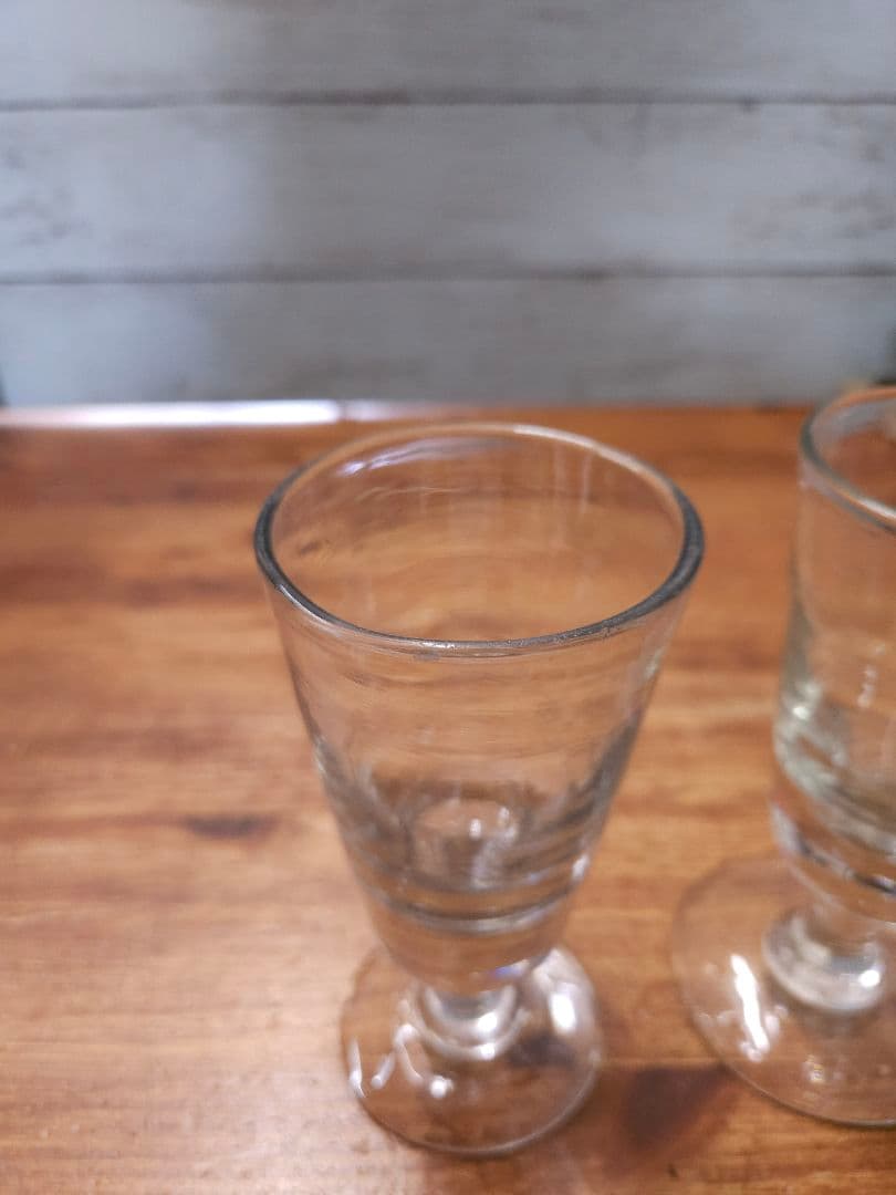 フランス アンティーク アブサングラス 2脚セット 厚手の吹き硝子 ウランガラス