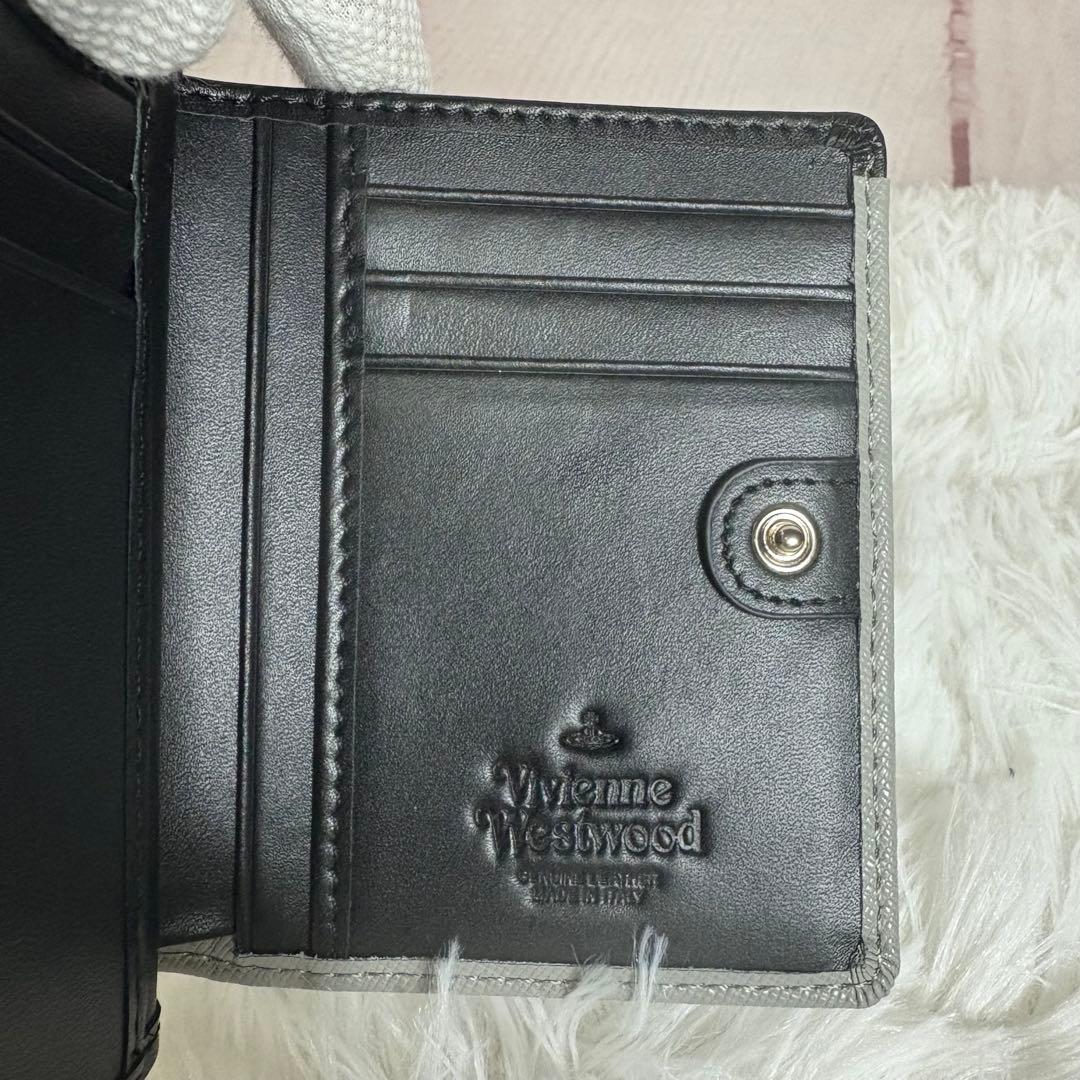 【人気・新品未使用】ヴィヴィアンウエストウッド 二つ折財布　グレー クリスマス