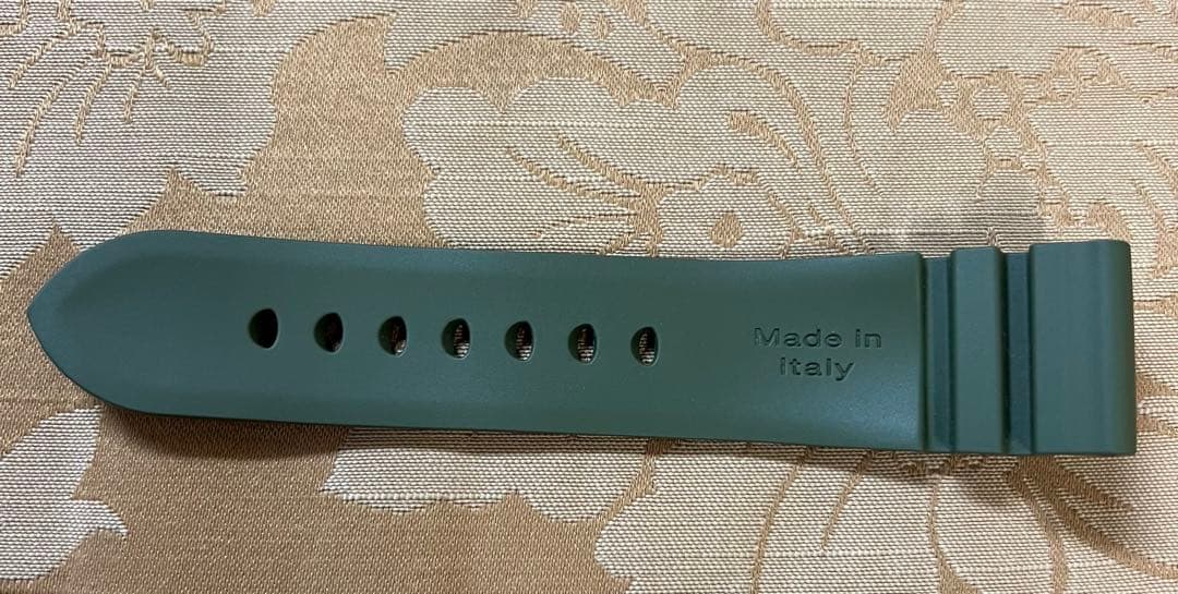 PANERAI ラバーストラップ カウッチューグリーン