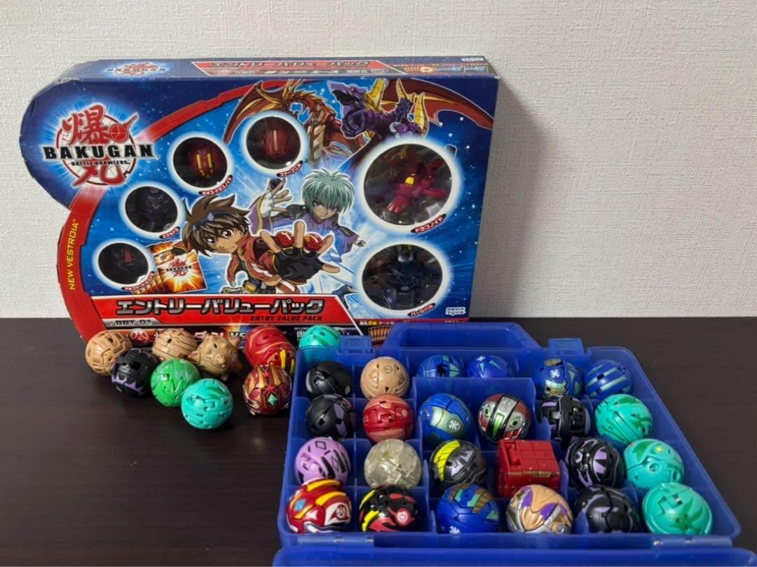 爆丸　まとめ売り　セガトイズ　35個+ジャンク品4個　爆丸ケース付き