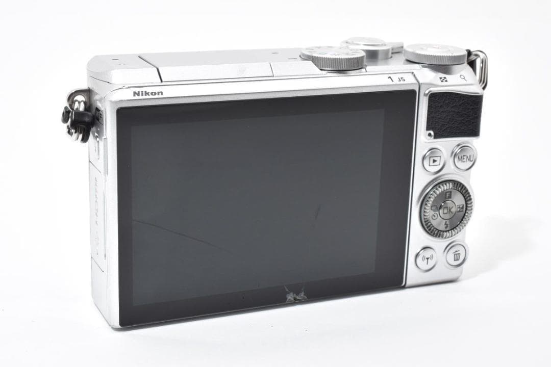 【大人気】 Nikon ニコン 1 J5 シルバー ボディ ミラーレス一眼カメラ